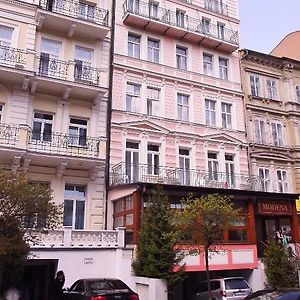 Hotel Modena